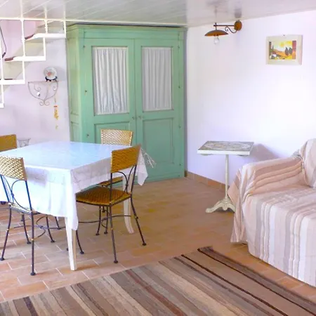 Daire Leopardi In Centro A