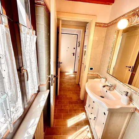 Apartament Leopardi In Centro A Numana